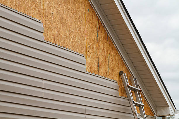 Professional Siding Replacement technician working in Mount Hope, NJ